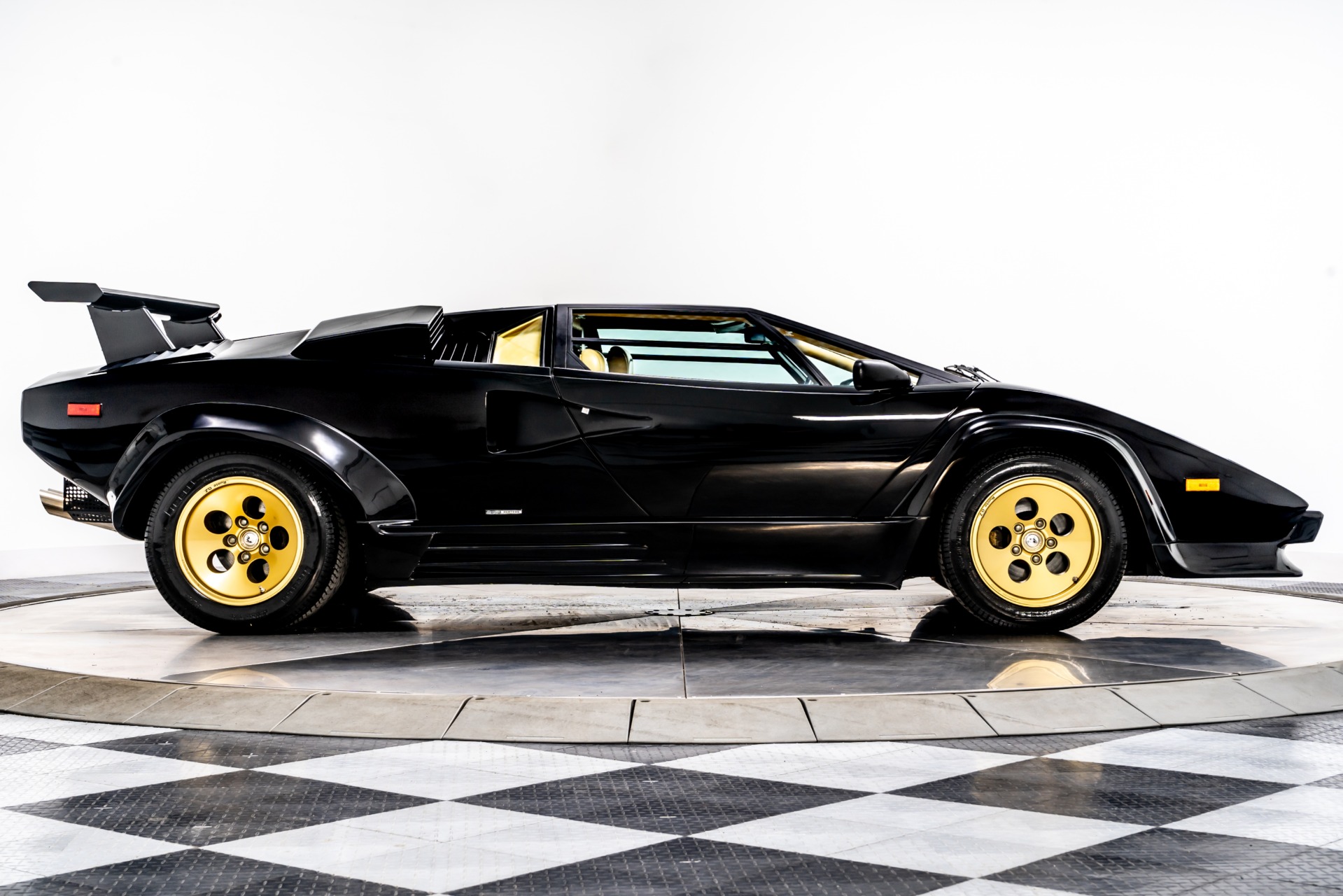 Used 1988 Lamborghini Countach For Sale (Sold) | Marshall Goldman Motor  Sales Stock #W21943