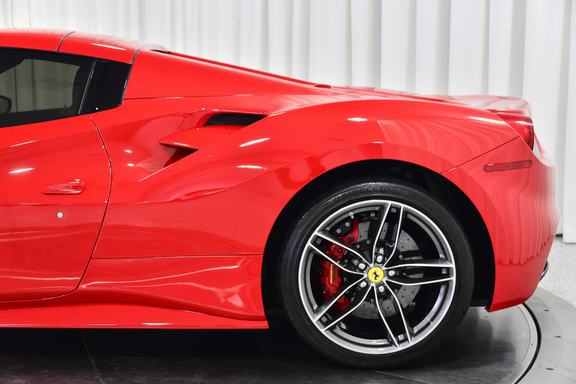 Pac-Man Ferrari 488 Spider Wrap Is All Fun and Games - autoevolution