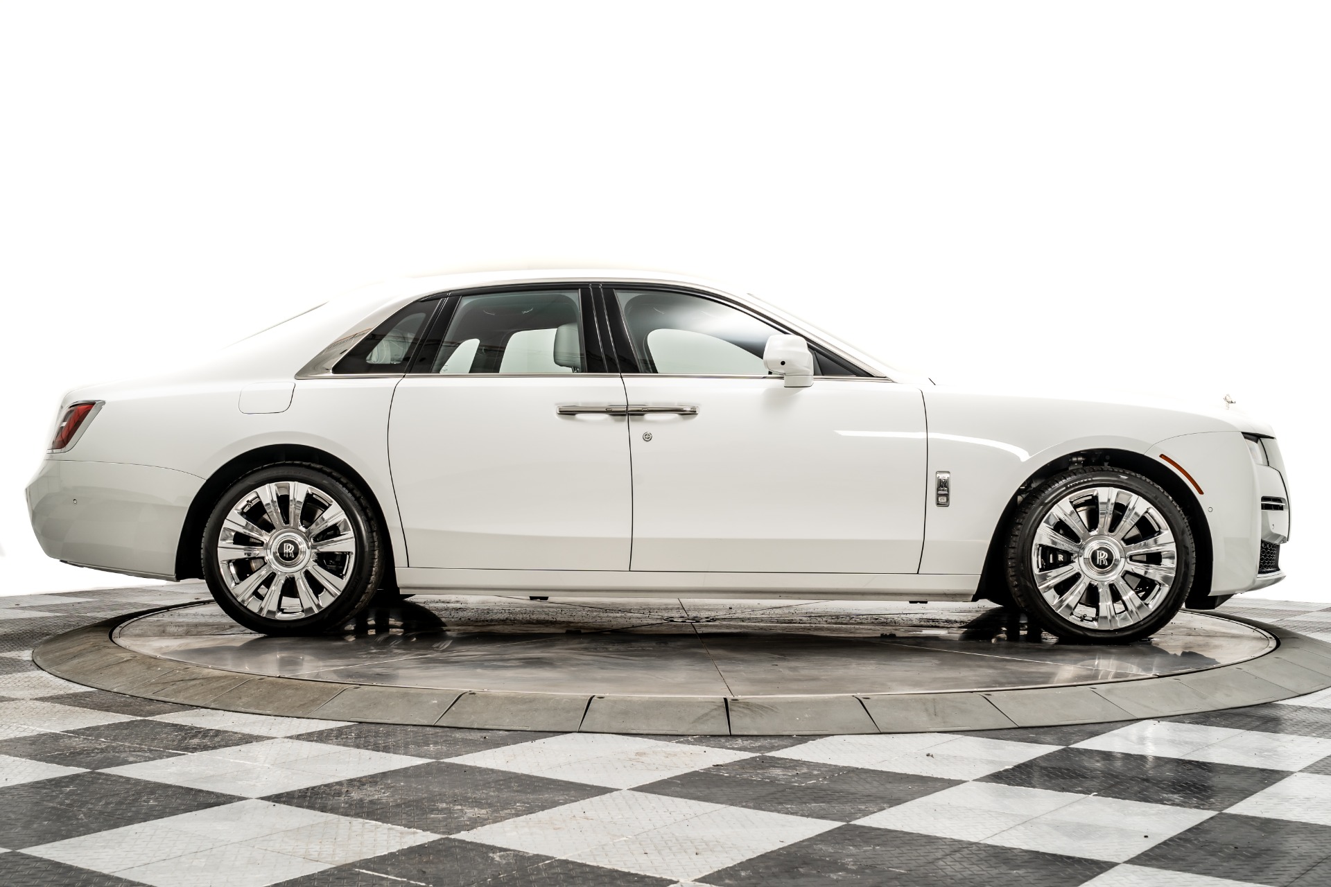 The 2021 Rolls-Royce Ghost: When 'Entry-Level' Costs $330,000