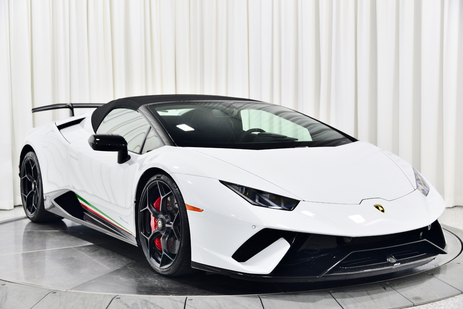 2018 Lamborghini Huracan Performante Is a Supercar Supreme