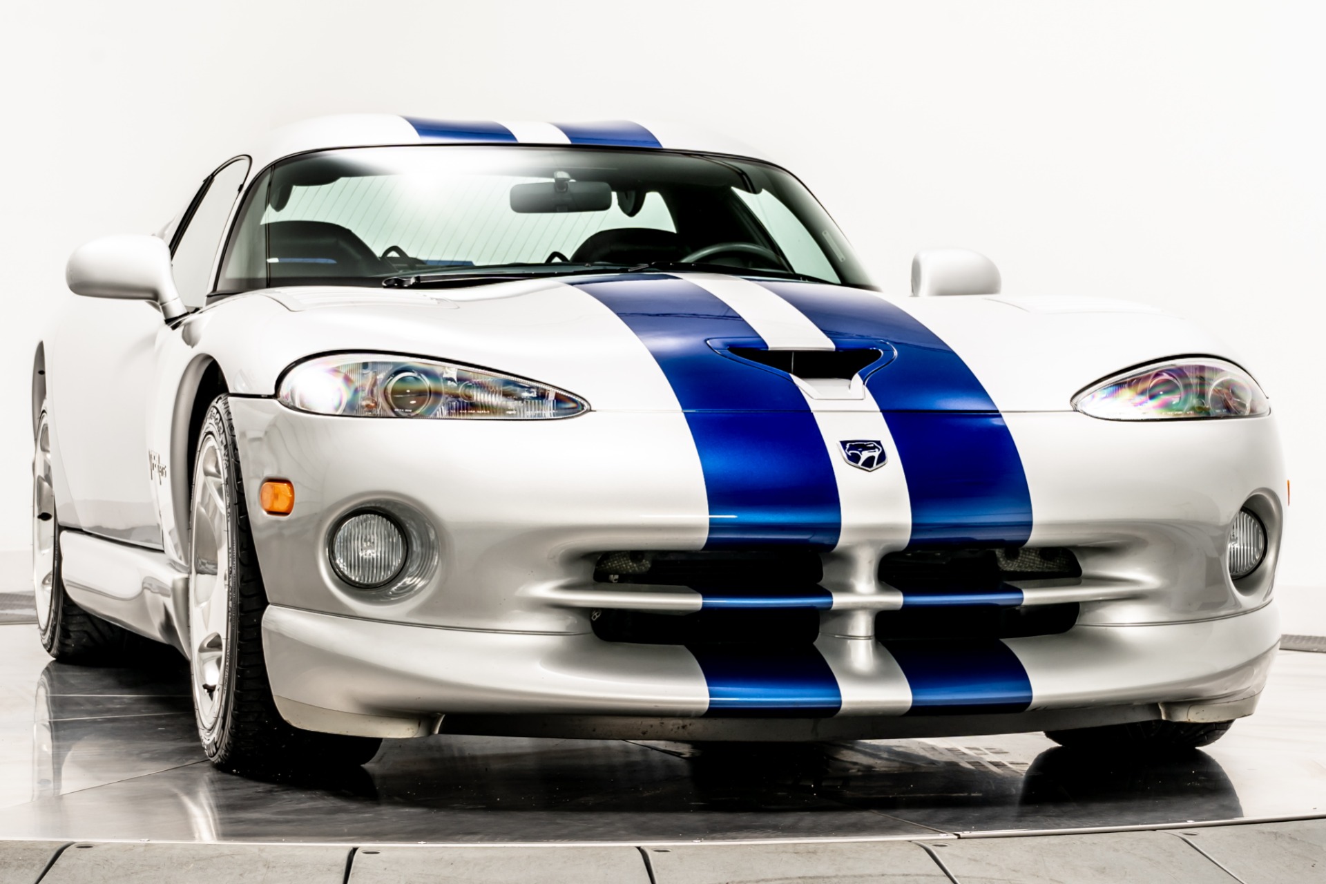 Used 1999 Dodge Viper GTS For Sale (Sold) | Marshall Goldman Motor