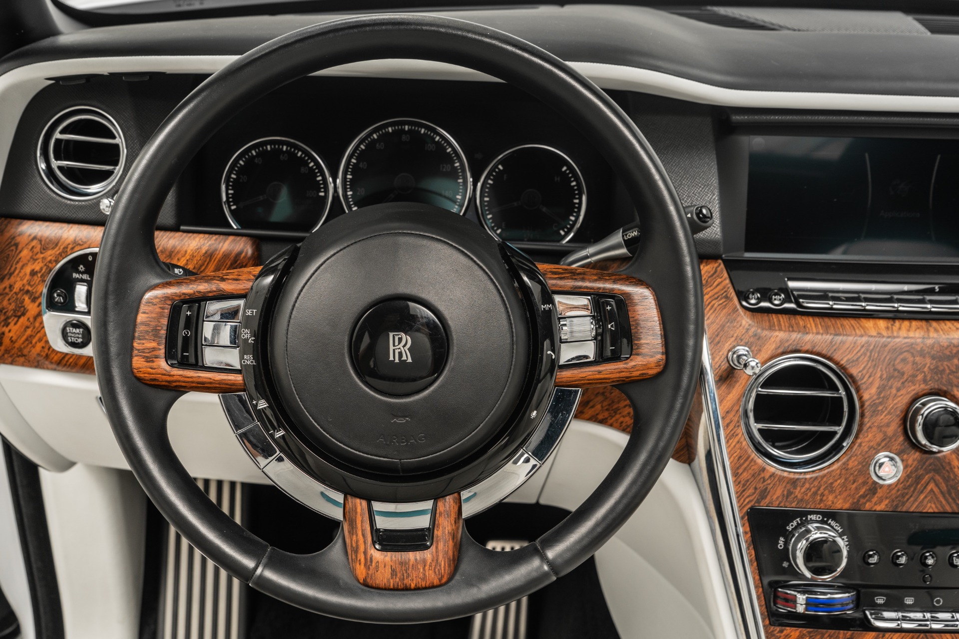 Rolls-Royce's Luxe Interior Makes It Worth the $420,000 Price: Photos