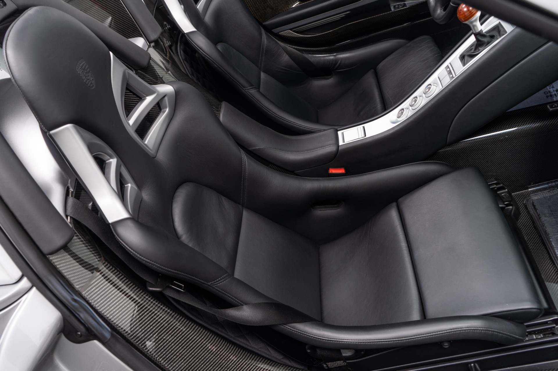 Carrera gt clearance seats