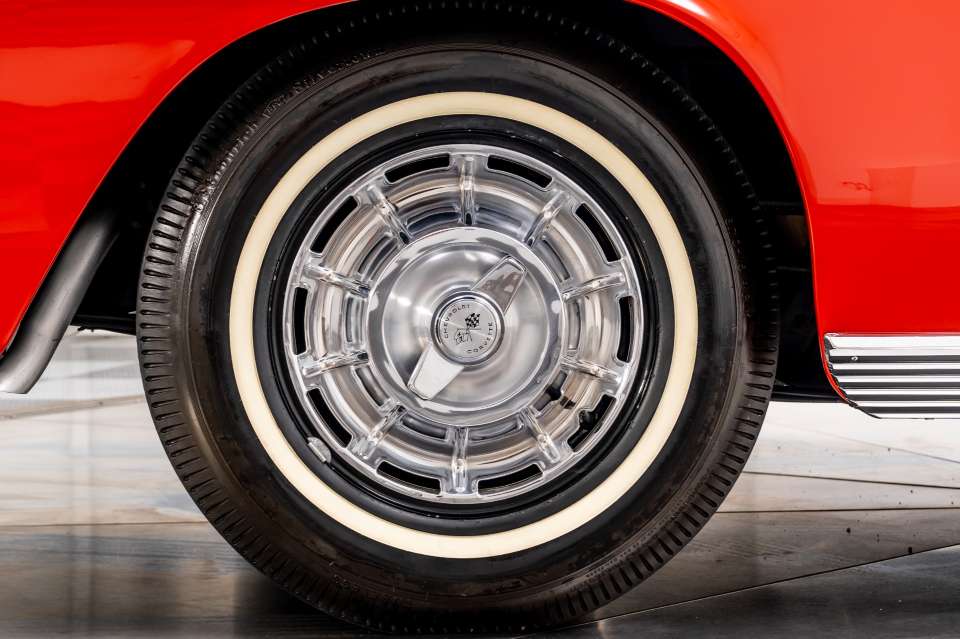 1962 corvette hubcaps