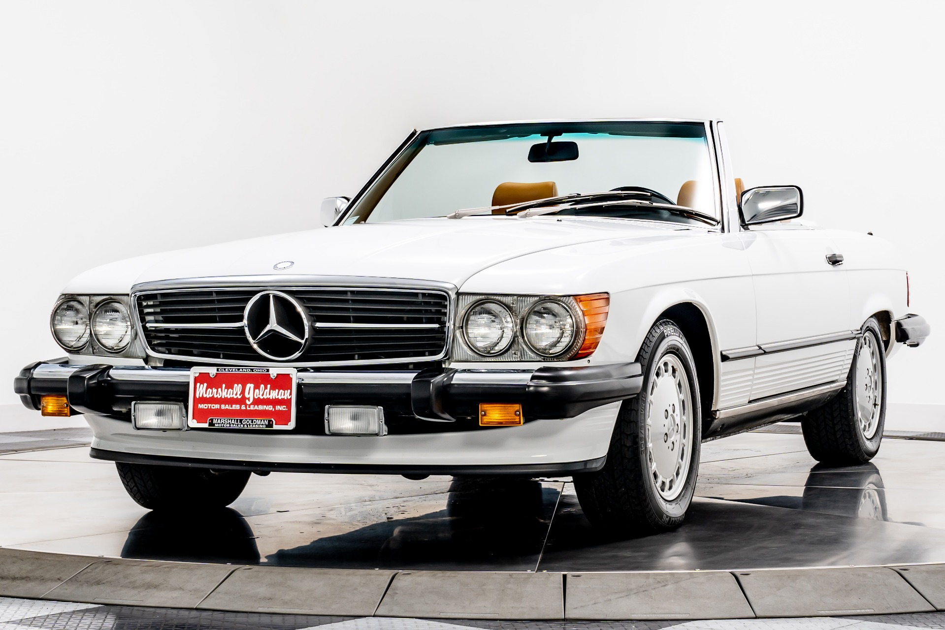 Used 19 Mercedes Benz 560 Sl For Sale 78 900 Marshall Goldman Motor Sales Stock W560slwp